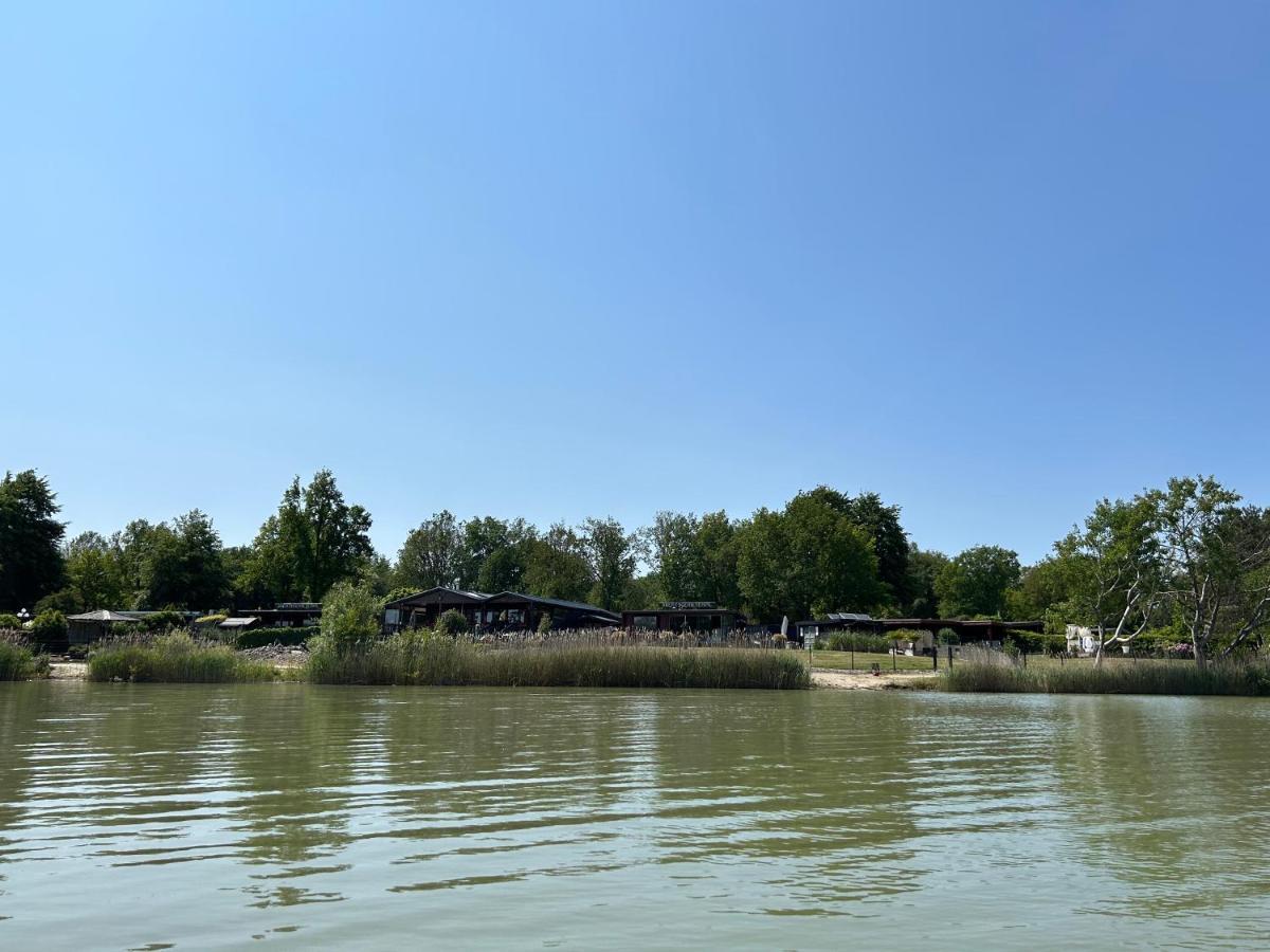 Drents Genieten - Riegheide Met Prive Jacuzzi Villa Erm Exterior photo